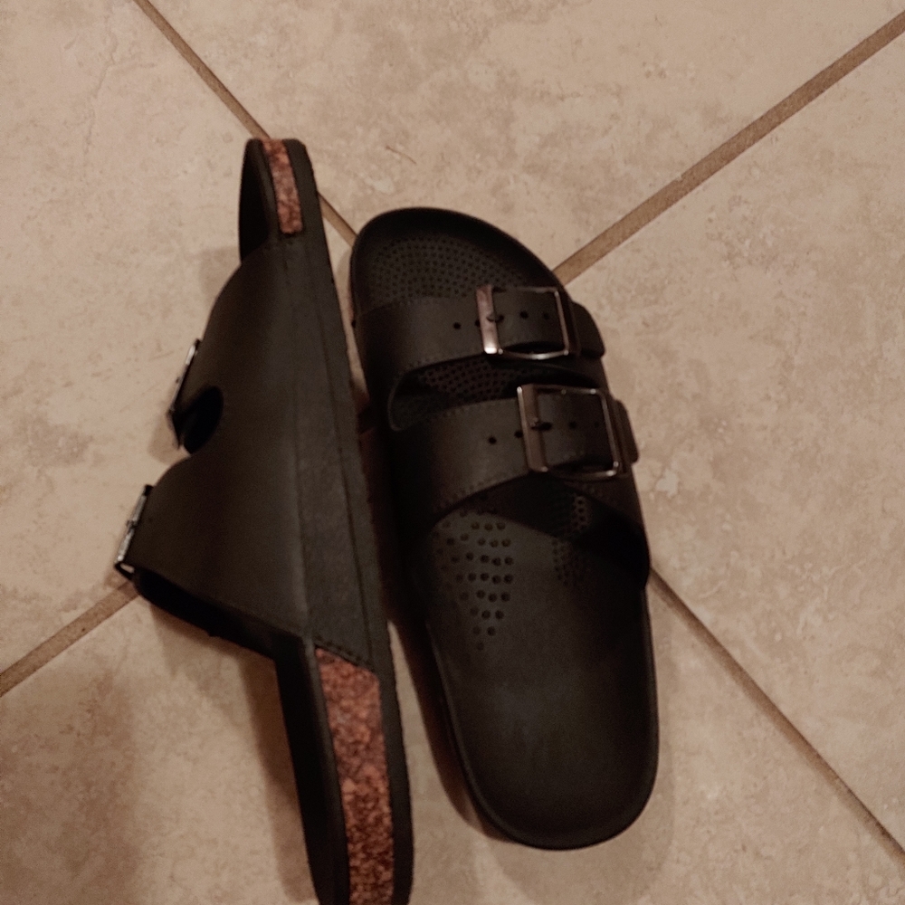 Men's size 9 like Birkenstock...black rubber and cork...Brand new